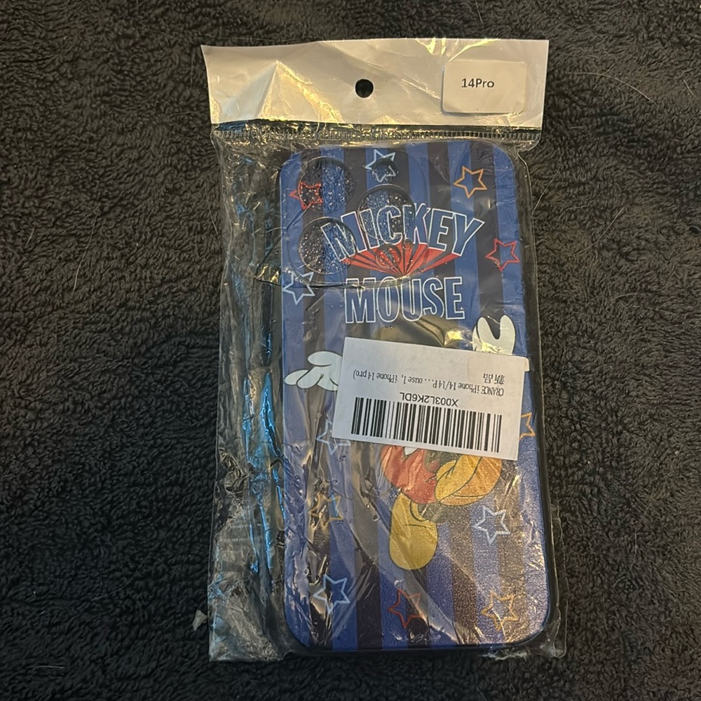 Mickey Mouse iPhone 14 Pro